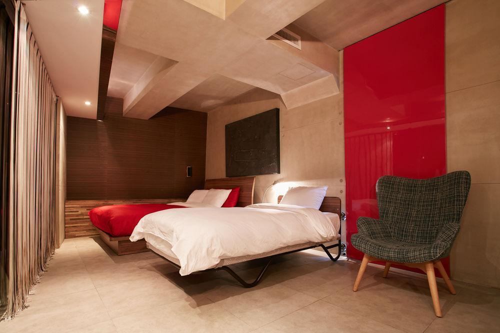 Tria 3* Seoul
