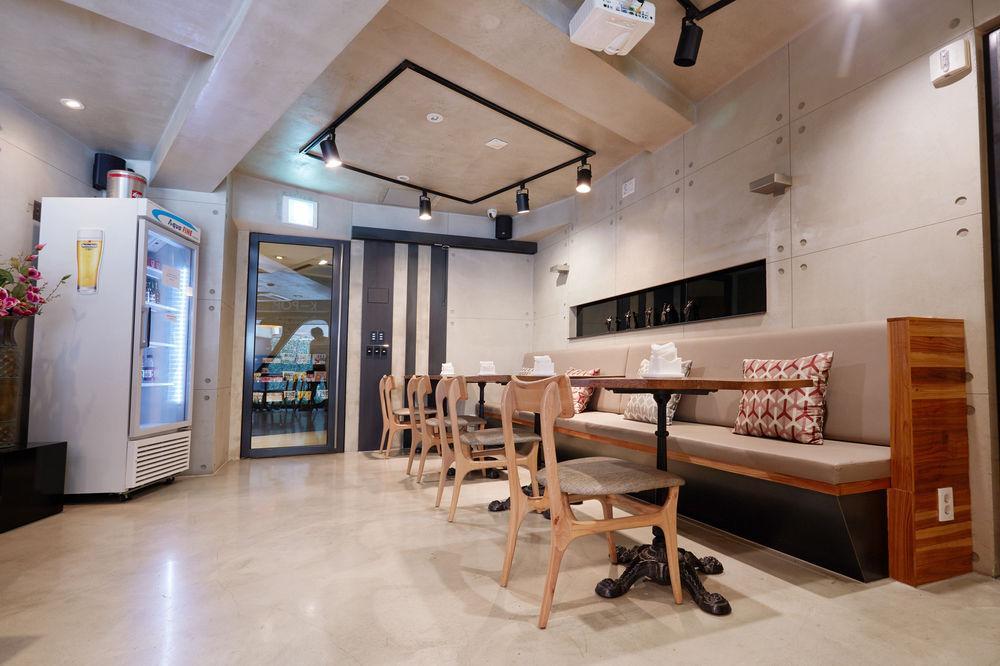 Hotel Tria