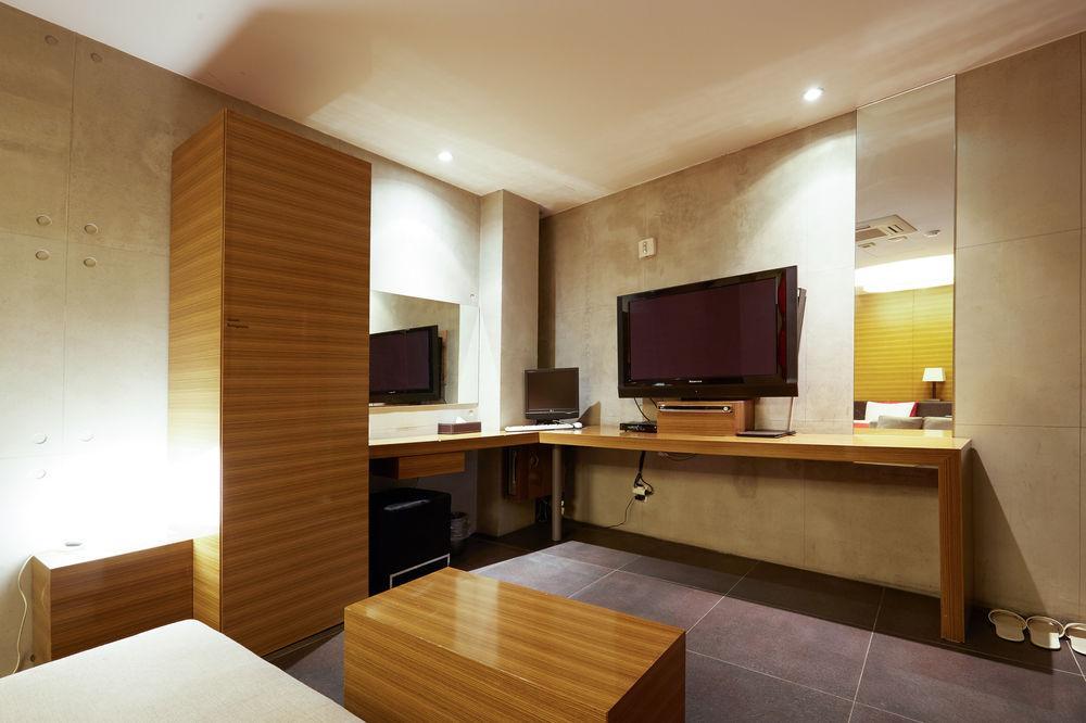 Tria Seoul